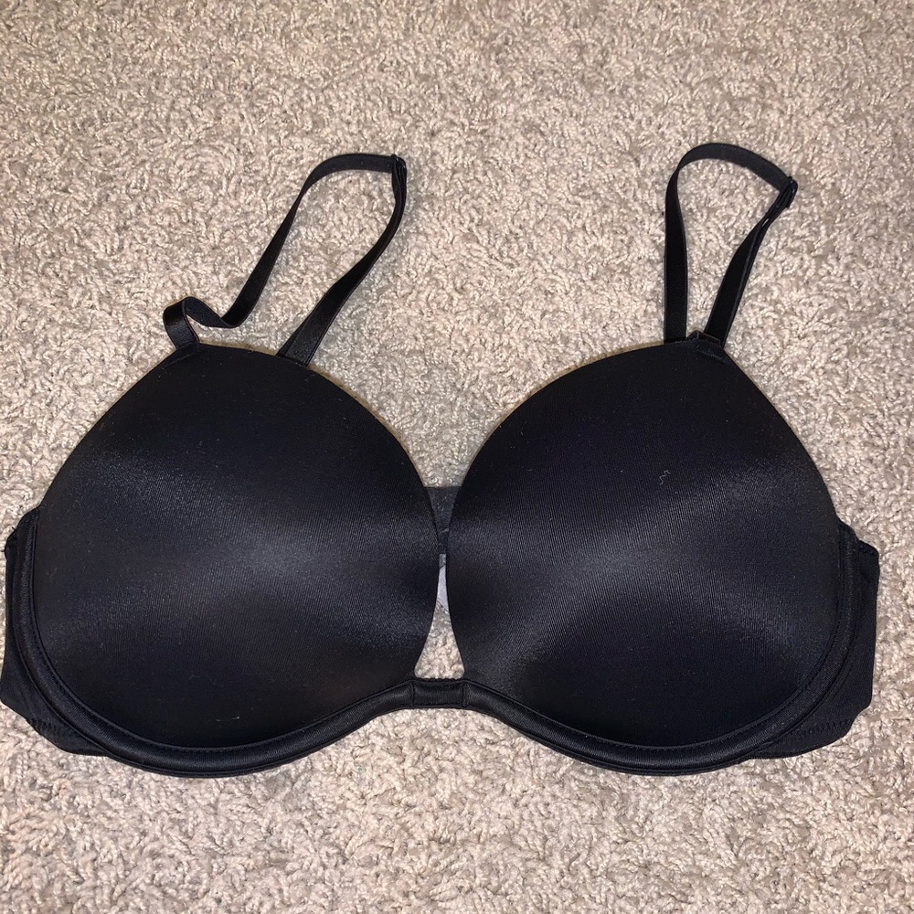 PINK Victoria’s Secret bra